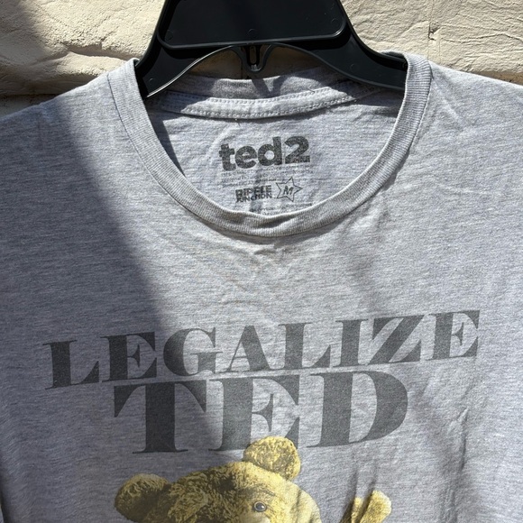 Ted2 Legalize Ted Gray T-Shirt - Picture 2 of 2